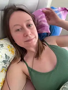 Brooke lover online show from April 11, 9:13 am