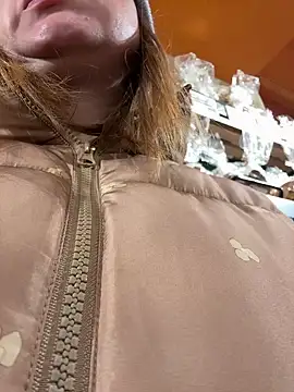 Brooke lover online show from March 31, 7:38 pm