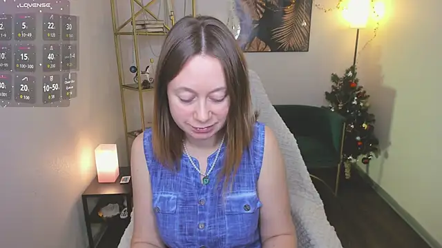 Brooke lover online show from December 14, 9:09 pm