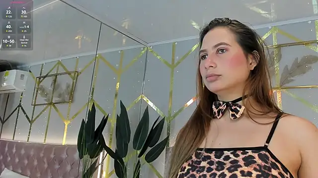 Lola saenz  online show from February 19, 11:51 am