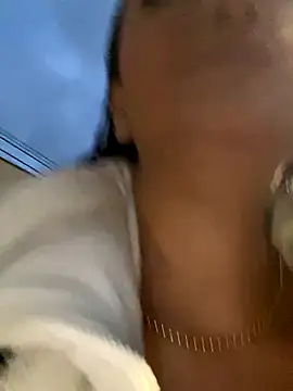 MelissaGill  online show from December 4, 10:36 am