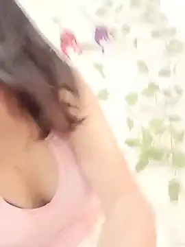 Sexolinaa online show from June 4, 6:18 am