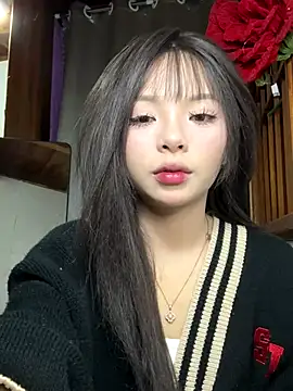 Snapshot of Yui-Ti chatting on November 26, 2:17 pm Yui-Ti online show from November 26, 2:17 pm