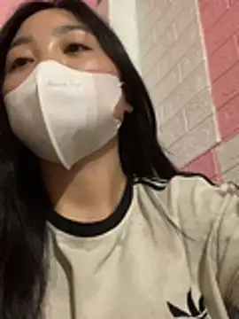 lana-kan online show from May 5, 5:21 am