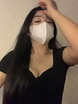 lana-kan online show from March 18, 1:46 pm
