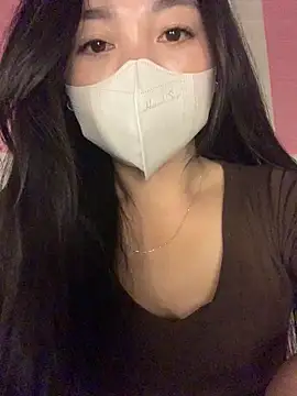 lana-kan online show from May 6, 3:32 am
