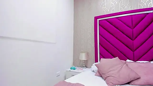 emma cook  online show from January 17, 8:23 pm