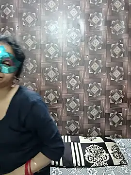 Sexy komal02 online show from March 10, 1:42 am