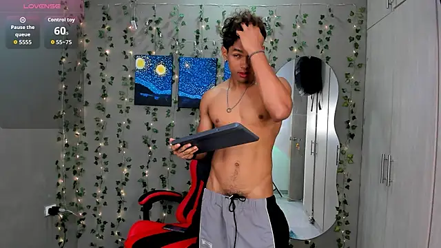 LiamVibes212 online show from March 4, 12:57 pm