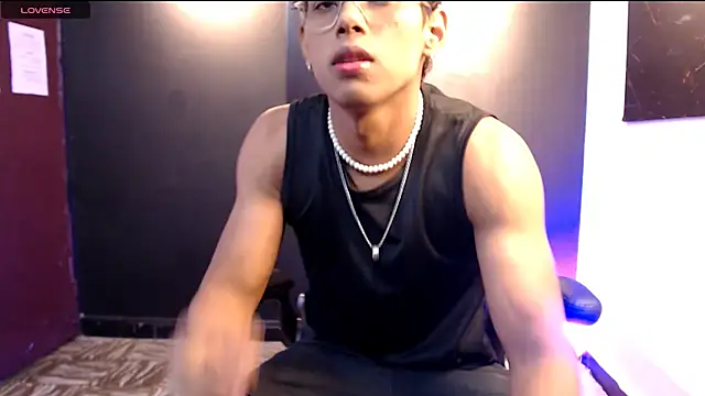 LiamVibes212 online show from December 5, 3:27 am