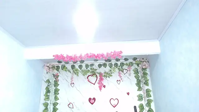 angelamanjarrezcm online show from December 20, 3:42 am