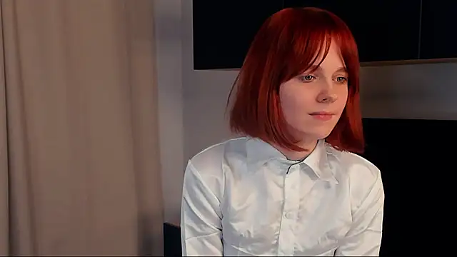 SaraAsberry online show from December 1, 7:37 pm