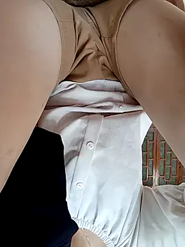 NariShow online show from April 10, 7:15 am