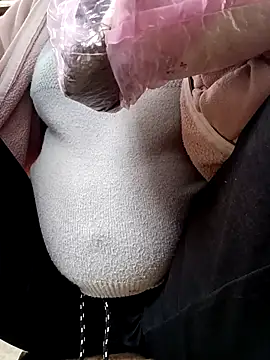 NariShow online show from January 11, 8:54 am