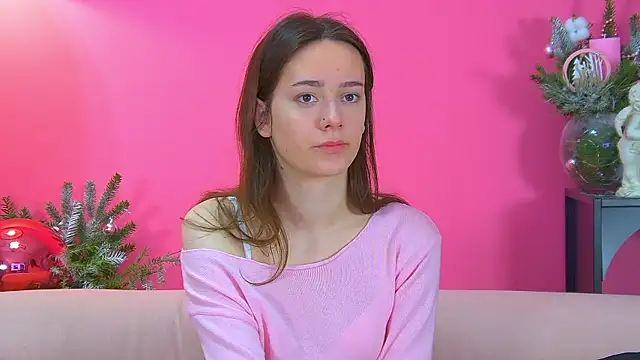 LilyLanes online show from December 18, 7:02 am