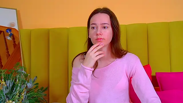 LilyLanes online show from December 14, 6:52 am