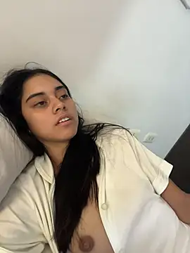 Miia moonn online show from January 8, 12:33 pm