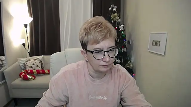 ChristinaRainforce online show from November 28, 1:11 pm