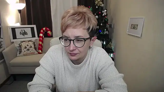 ChristinaRainforce online show from November 27, 1:11 pm