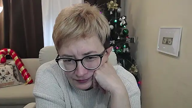 ChristinaRainforce online show from November 26, 7:19 am