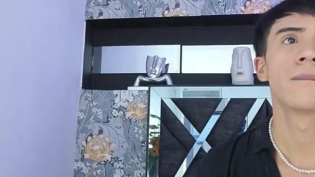 megan lenon online show from July 15, 6:26 pm