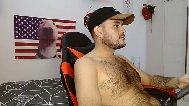 holegape online show from December 4, 3:22 pm