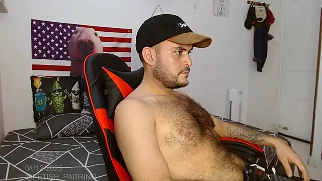 holegape online show from December 5, 4:05 pm