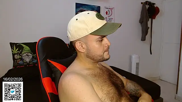 Snapshot of holegape chatting on February 16, 1:54 pm holegape online show from February 16, 1:54 pm