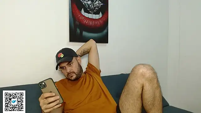 Snapshot of holegape chatting on May 20, 6:49 pm holegape online show from May 20, 6:49 pm