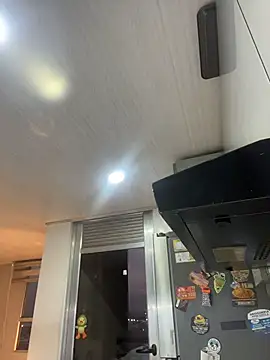 SaraAndrade  online show from February 19, 10:56 am