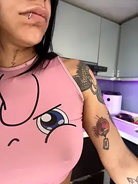 SaraAndrade  online show from April 8, 3:35 pm