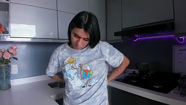 SaraAndrade  online show from April 10, 2:57 pm