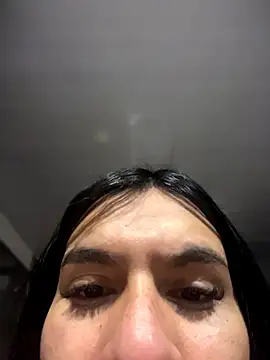 SaraAndrade  online show from April 10, 2:51 am