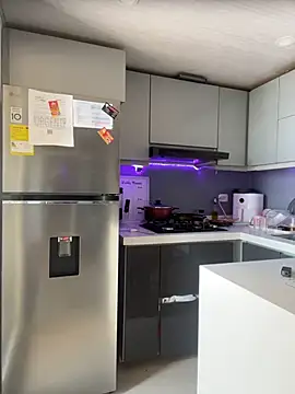 SaraAndrade  online show from February 27, 5:57 pm