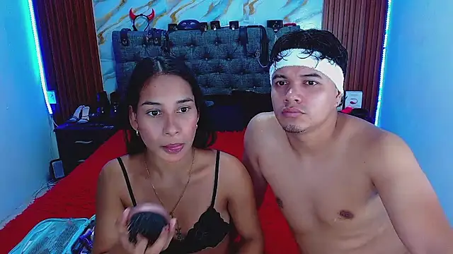 Meryandcris online show from March 20, 5:30 am