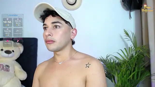 Snapshot of Asher-Hall chatting on November 26, 9:04 pm Asher-Hall online show from November 26, 9:04 pm