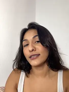 Laurapocahontas online show from November 25, 7:03 pm