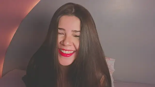 amyvans  online show from May 8, 9:18 pm