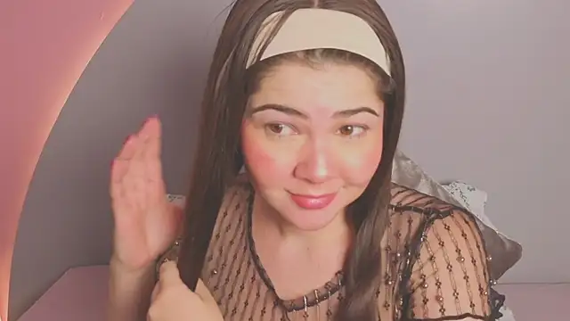 amyvans  online show from May 29, 11:22 pm