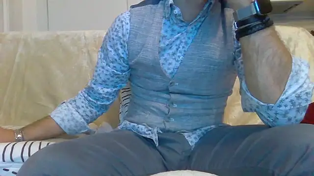 Eroshotlicker online show from January 16, 9:30 pm