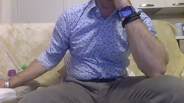 Eroshotlicker online show from April 6, 8:43 pm