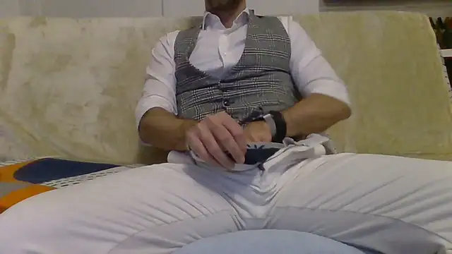 Eroshotlicker online show from February 25, 9:47 pm