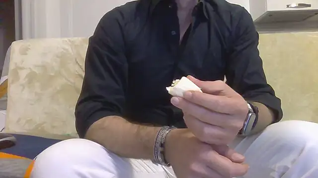 Eroshotlicker online show from April 16, 9:39 pm