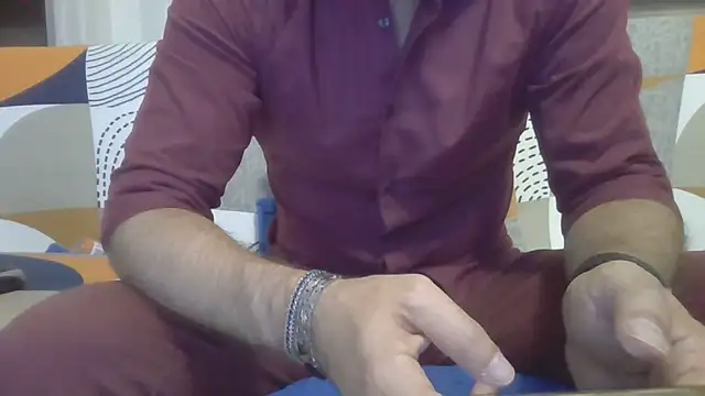 Snapshot of Eroshotlicker chatting on June 3, 9:30 pm Eroshotlicker online show from June 3, 9:30 pm