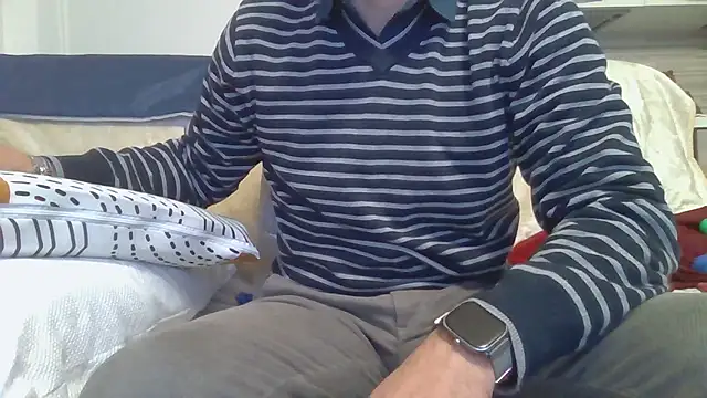 Eroshotlicker online show from January 8, 11:00 pm