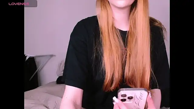  Milana Sparkl75  online show from March 31, 8:33 pm