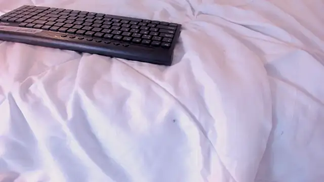 Snapshot of carol_69 chatting on December 13, 8:04 pm carol 69 online show from December 13, 8:04 pm