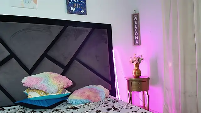 TashaNaughty4u online show from December 1, 12:17 pm