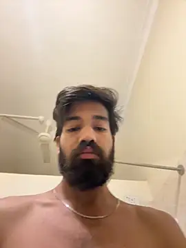 priyansh9283 online show from November 25, 11:59 pm