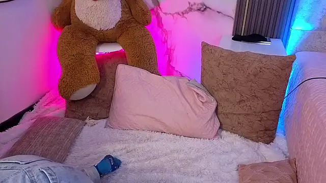 Kattie sweet1 online show from March 12, 1:04 pm